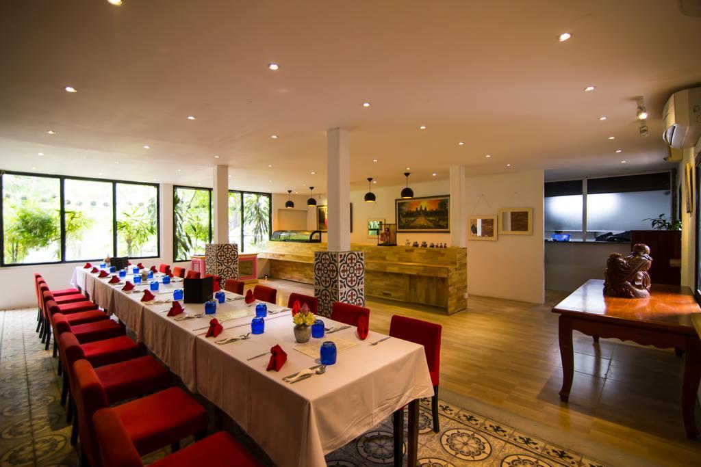 River Bay Villa Siem Reap Buitenkant foto